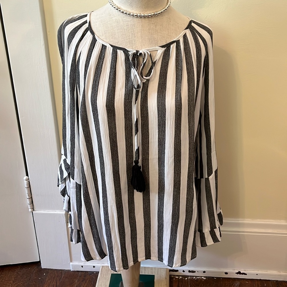 Woman’s stripped blouse with Flowy ruffled sleeves